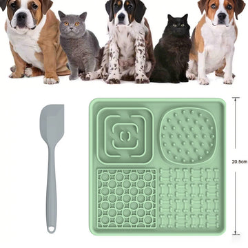 Silicone Dog Licking Mat – Slow Feeder with Suction Cup